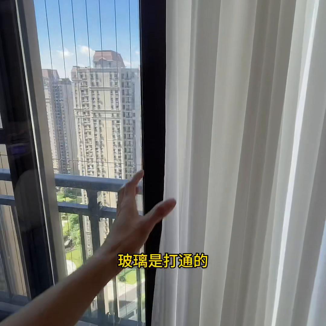 开荒不接大扫除全部接哦，这套才入住半年，我本来说年底再...