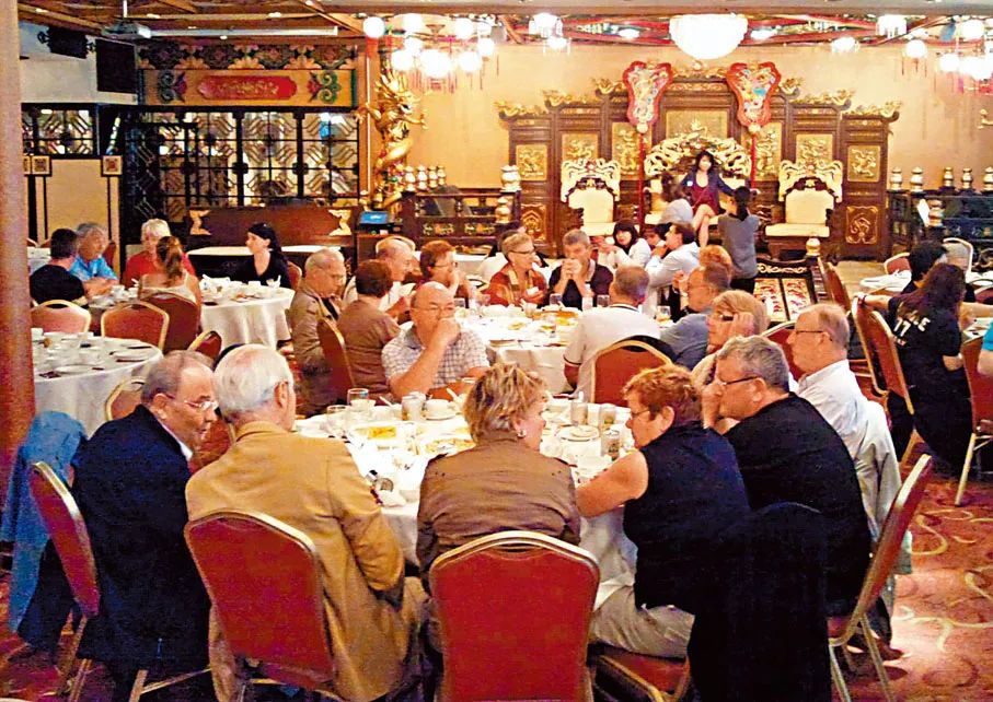 泰坦尼克号她为他而活,泰坦尼克号当年在中国的轰动