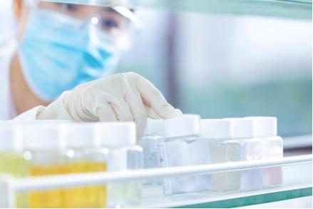 两性霉素b跟哪种药类似的,两性霉素b是tdm的抗真菌药吗