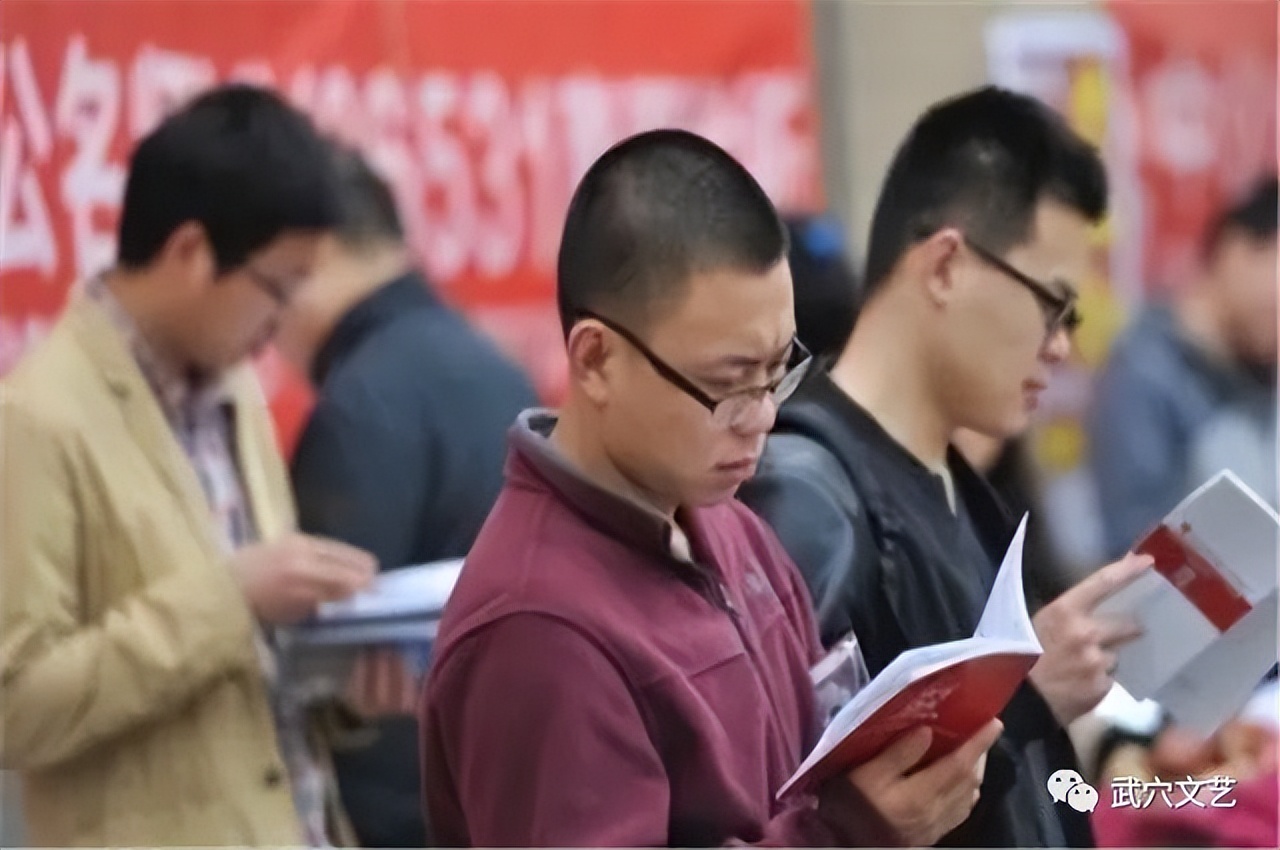 考公务员的第一年,35周岁那年还可以考公务员吗