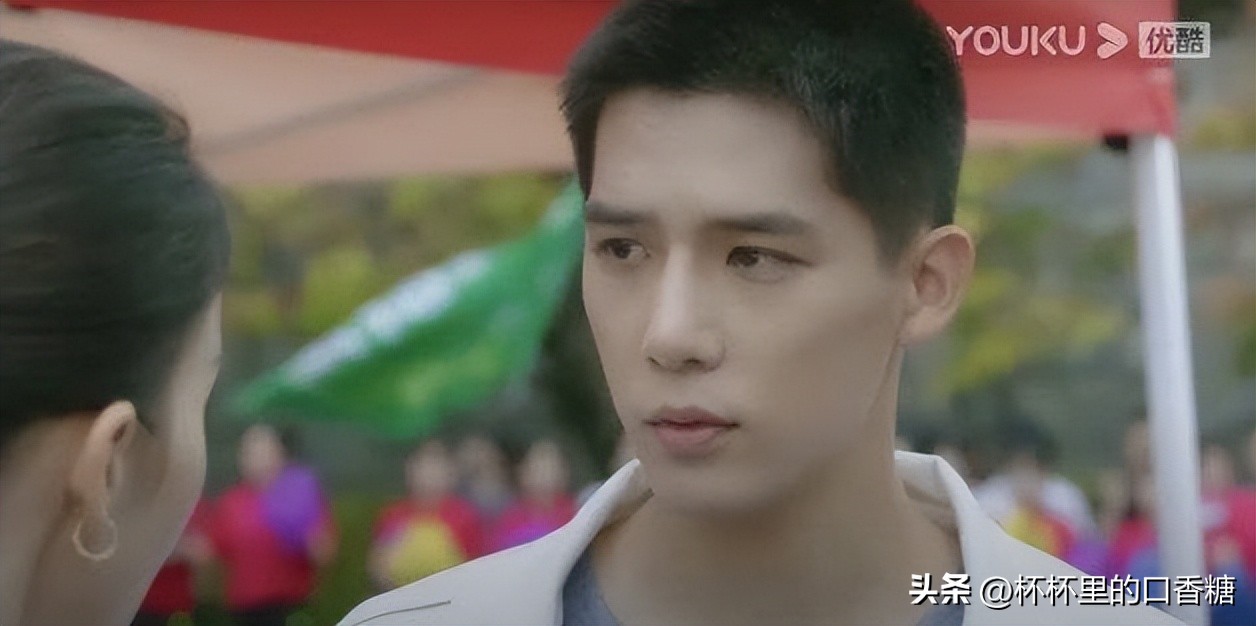 炽道王安宇和金晨引体向上,炽道王安宇和金晨在一起