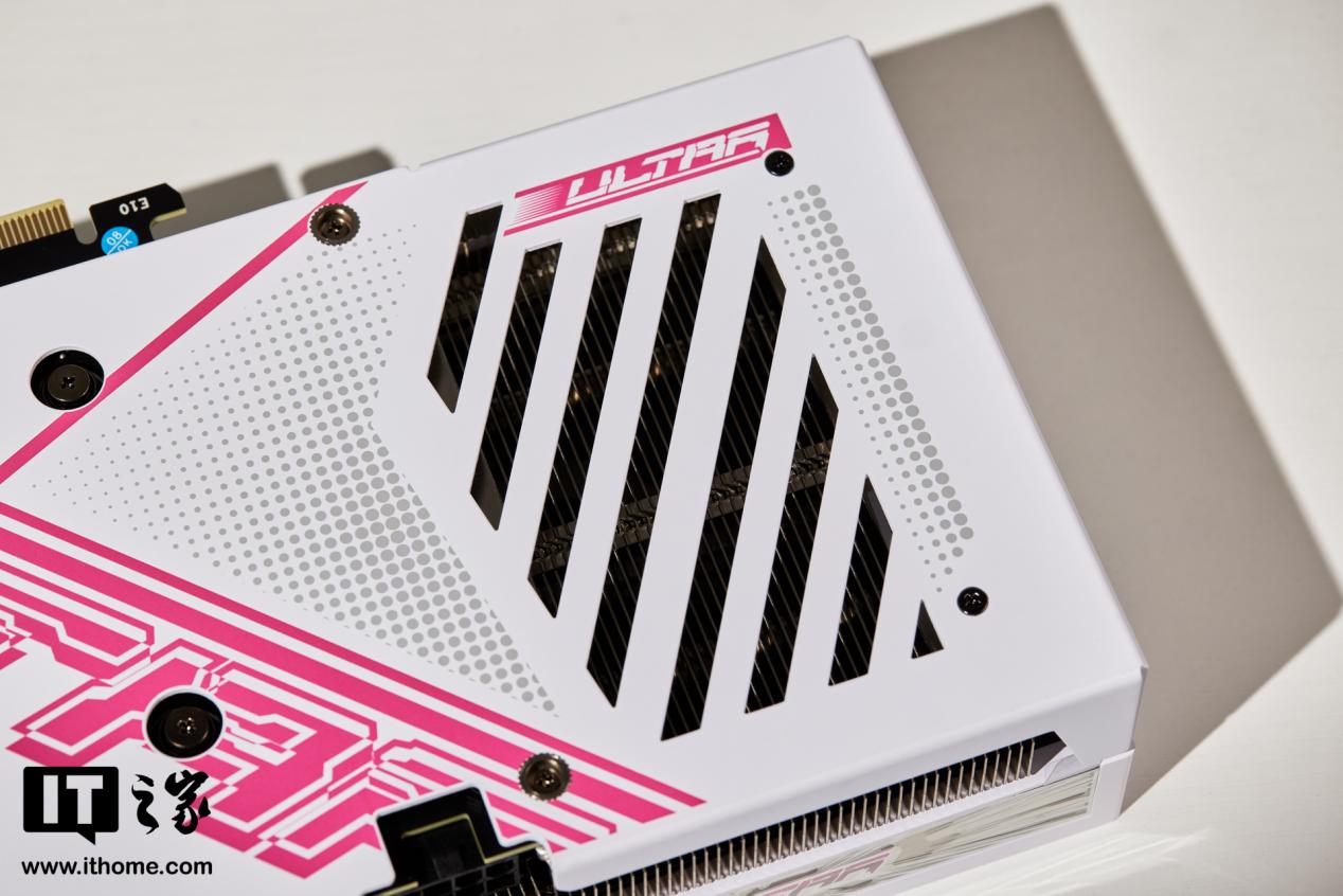 iGameGeForceRTX4060TiUltraWDUOOC8GB评测