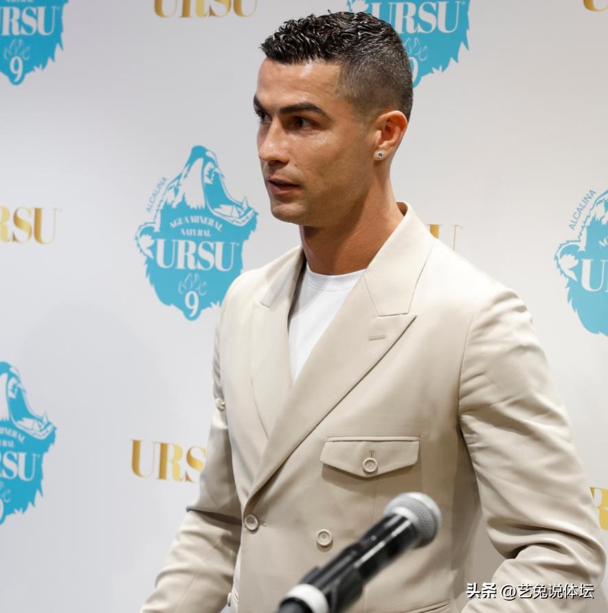 C罗招手，梅西出走，欧洲联赛被瓜分，世界体坛要大洗牌！