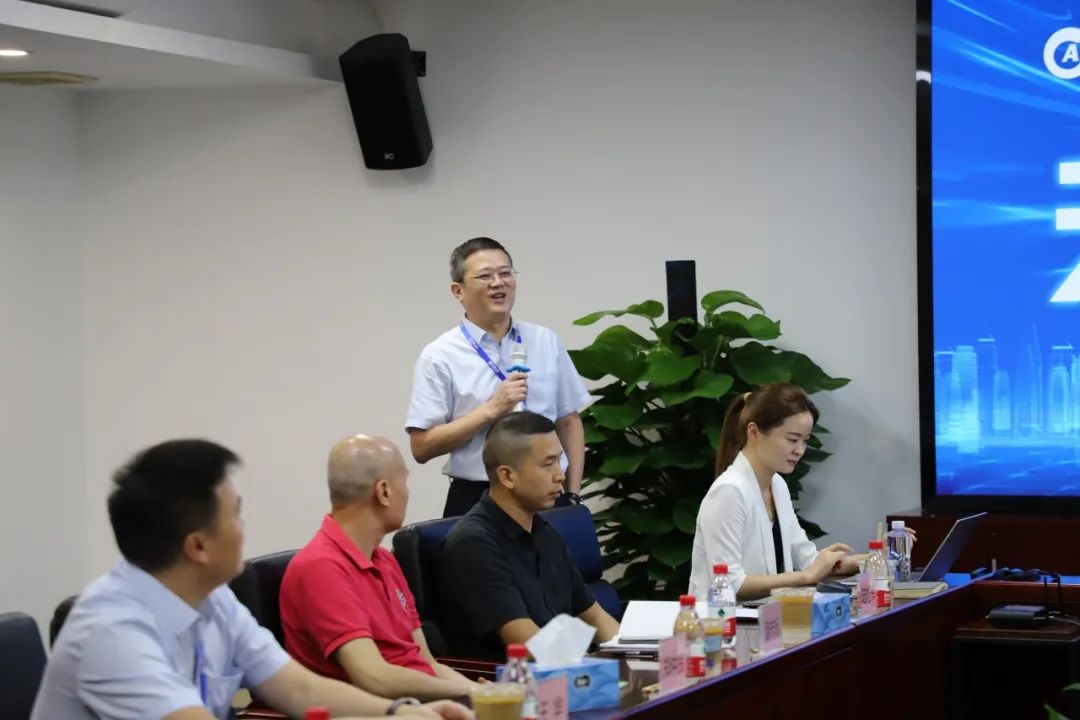 行业走下坡路了怎么办,照明行业数字化转型