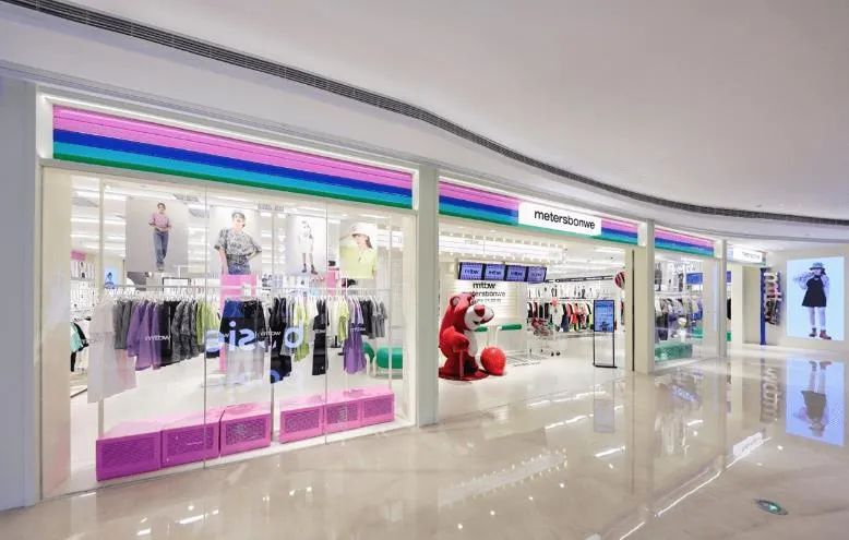 美邦服饰董事长周成建,美邦服饰周成建和周建平什么关系