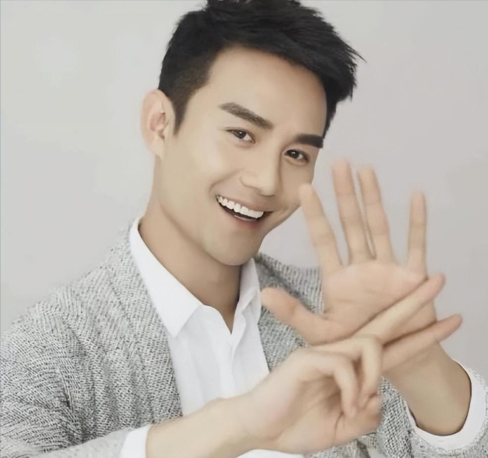 王凯谈患病经历视频,王凯爸爸什么病