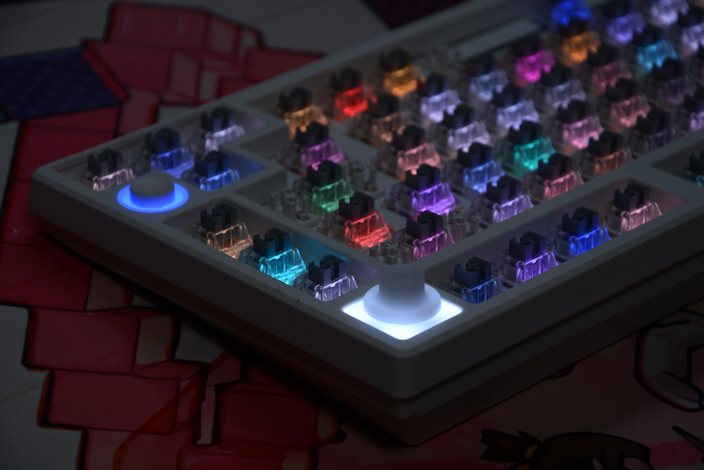 你见过带摇杆的键盘么，HELLOGANSSHS75T三模机械键盘开箱