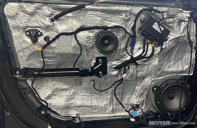 极氪001低音炮安装过程,极氪001普通音响如何调重低音