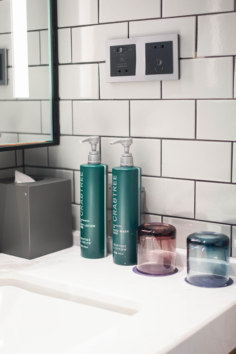 深圳机场旁的低调高雅酒店，尽享热带雨林花园，差旅入住首选酒店