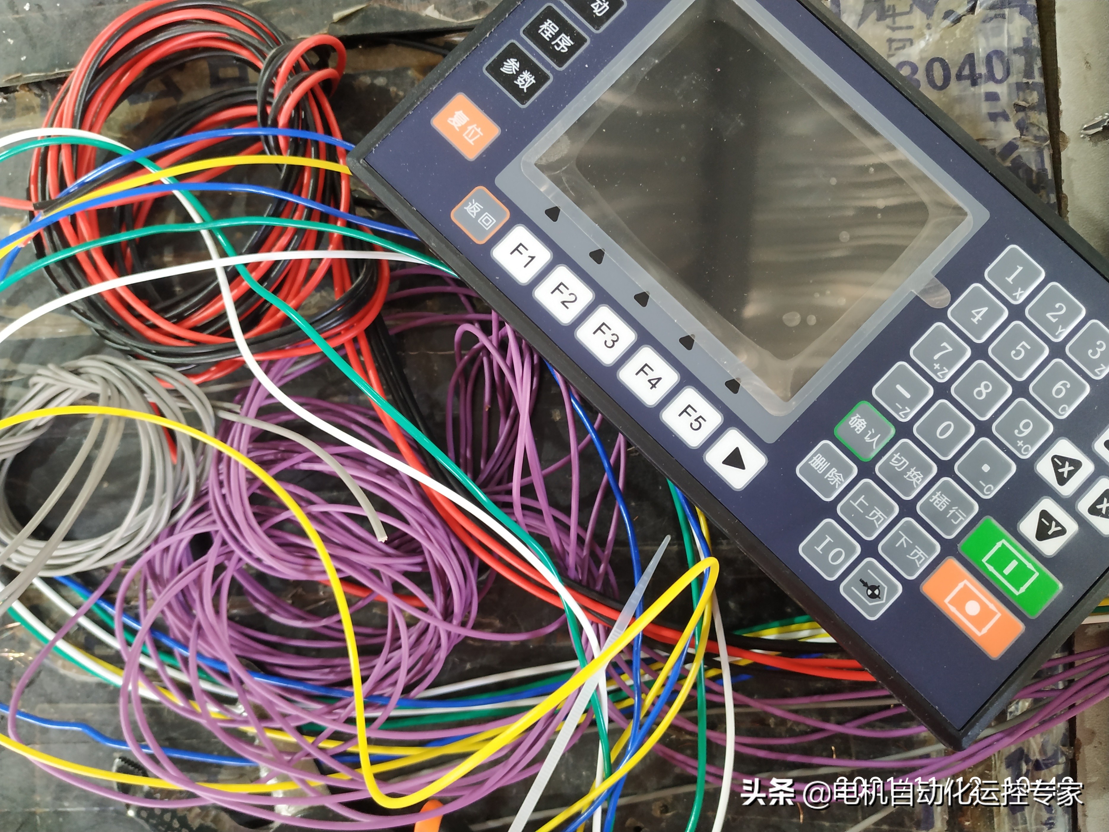 伺服电机位置超差怎么调节,伺服电机电流声大解决方法