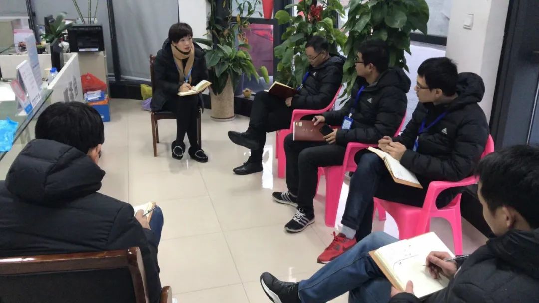 星光不负追梦人下一句,星光不负追梦人全文