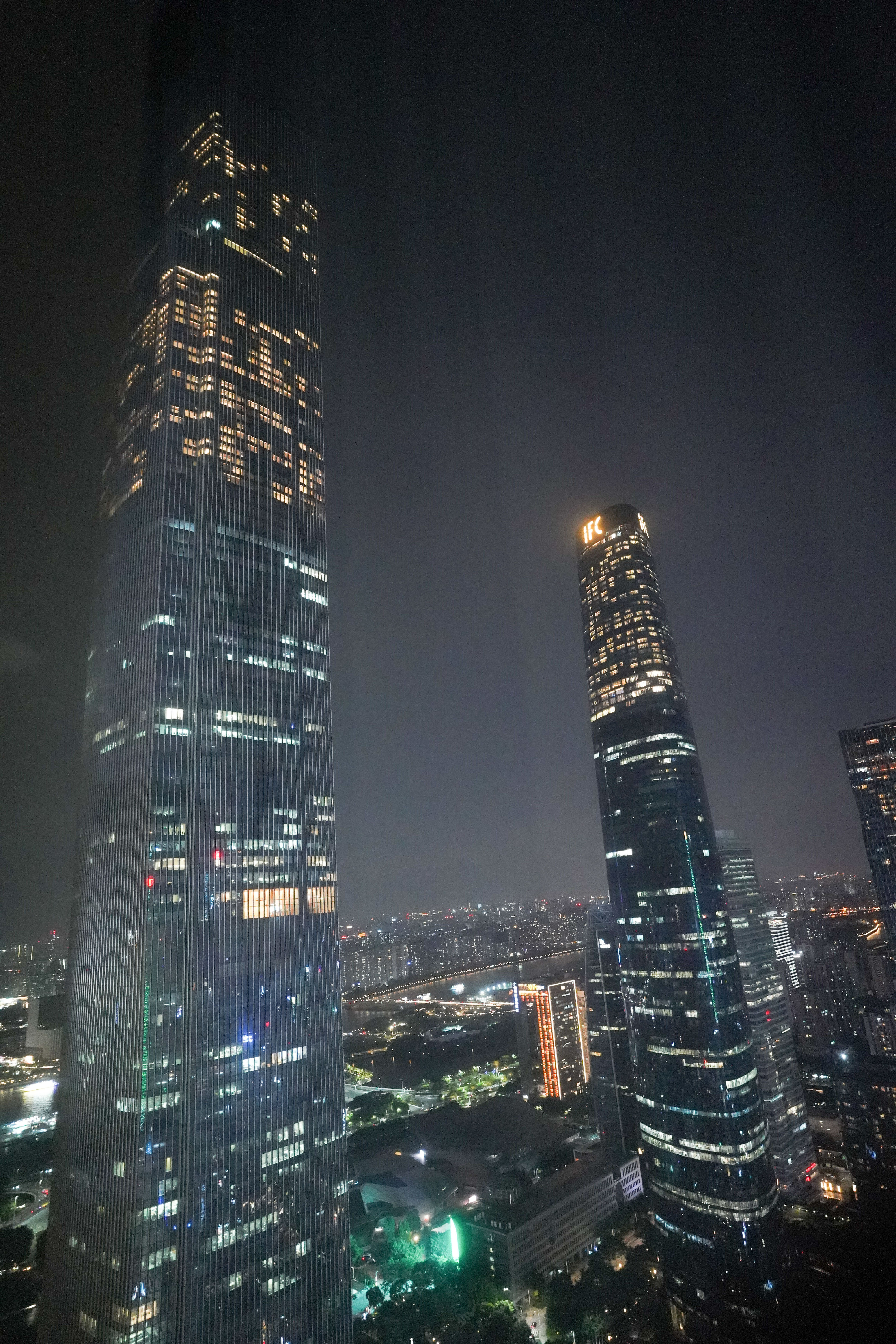 广州七星酒店在什么位置,广州最高端的五星级酒店