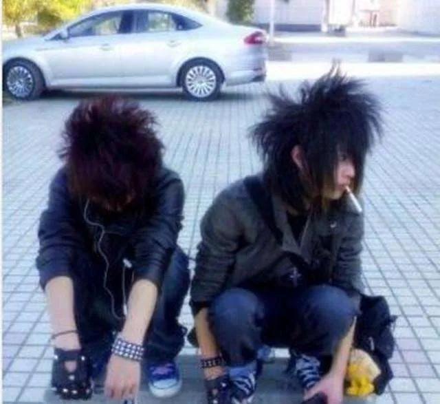 90后的杀马特他们现在过得怎么样,为什么吐槽90后杀马特