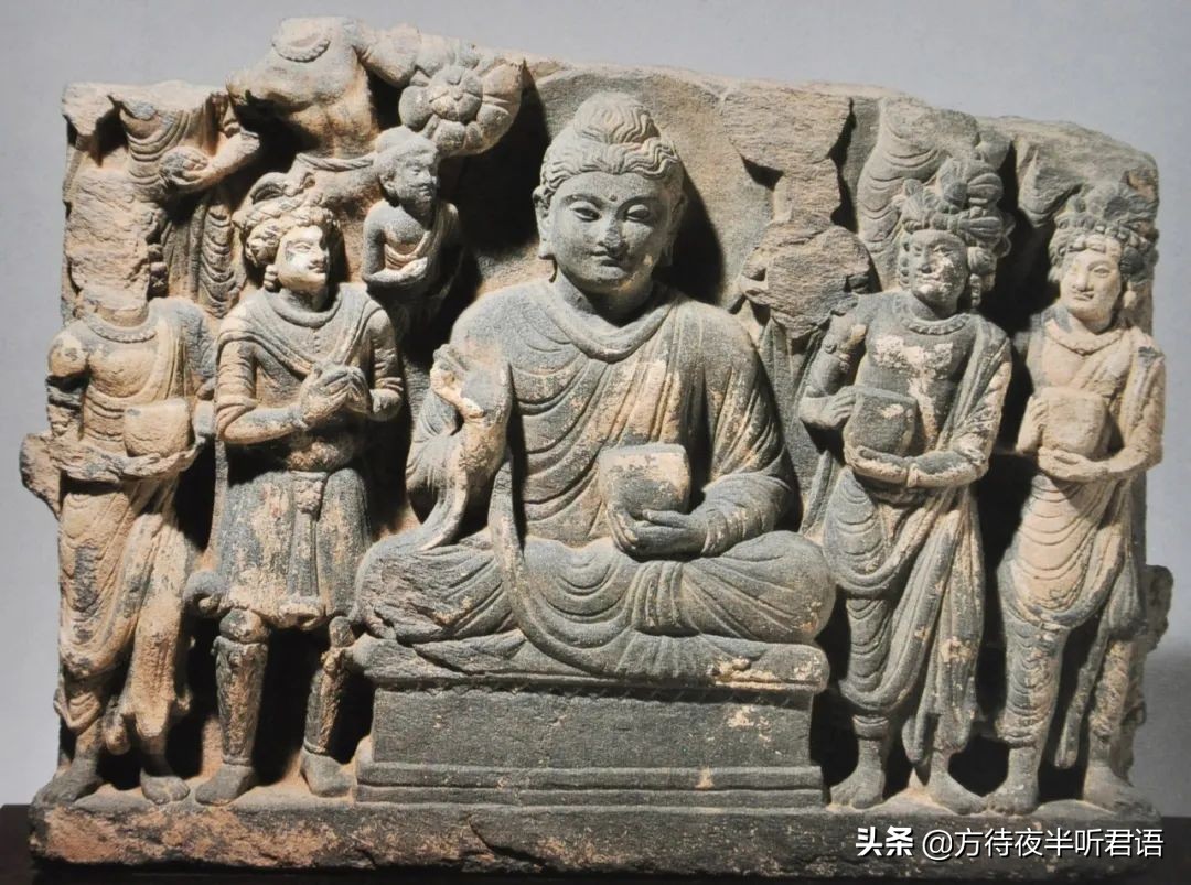 佛教四大天王拿的什么神器,佛法中的四大天王法器代表什么