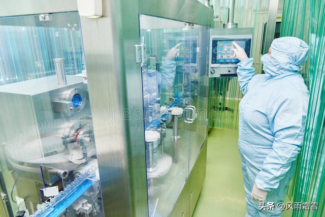 六旬男医生吸吮女士*处私**已被拘留！医疗猥亵层出不穷，如何杜绝？