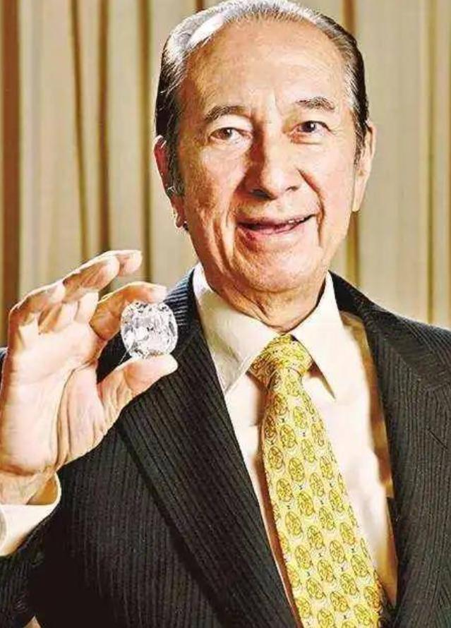 10克拉莫桑石钻戒价格多少钱啊,10克拉钻戒