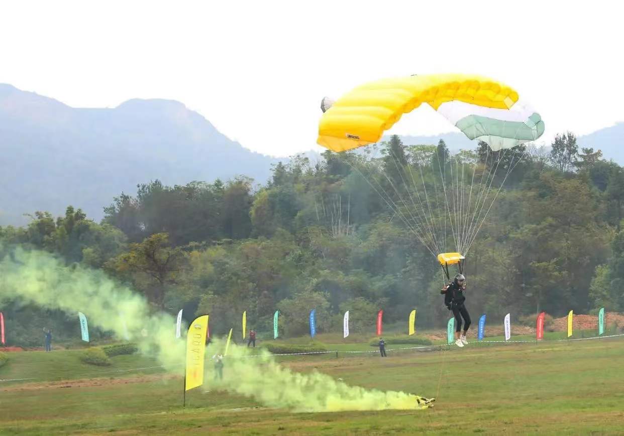 江西赣州滑翔伞联赛,江西滑翔伞比赛