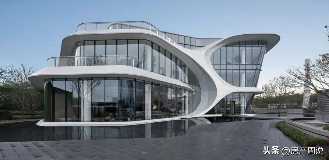 近两年，为什么都倾爱“游艇”美学？