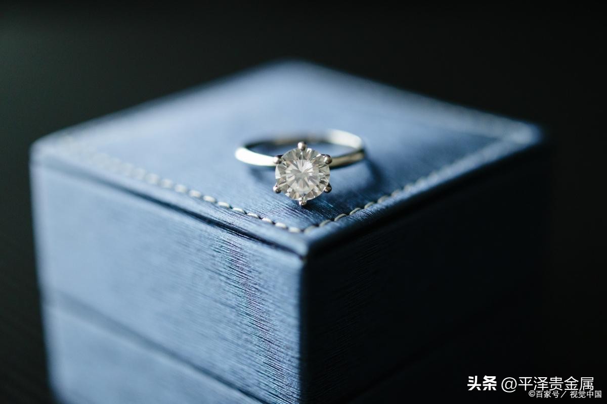 铂金回收商教您认识铂金成色,铂金回收要看成色吗