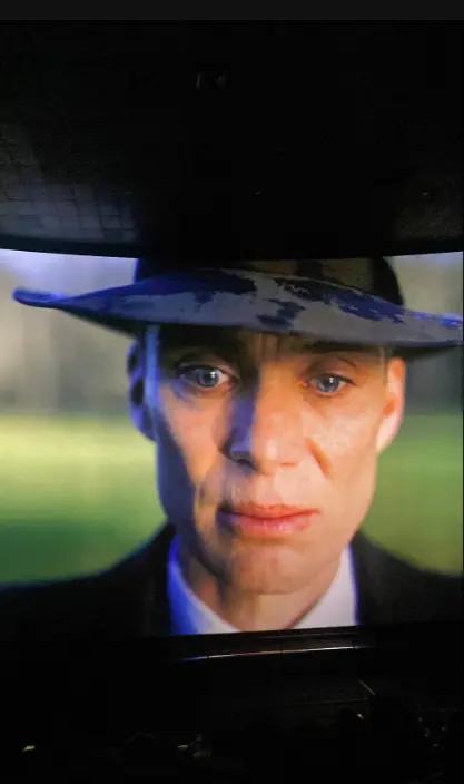 “芭本海默”火遍TikTok，明星网友疯狂整活，连诺兰都不放过？