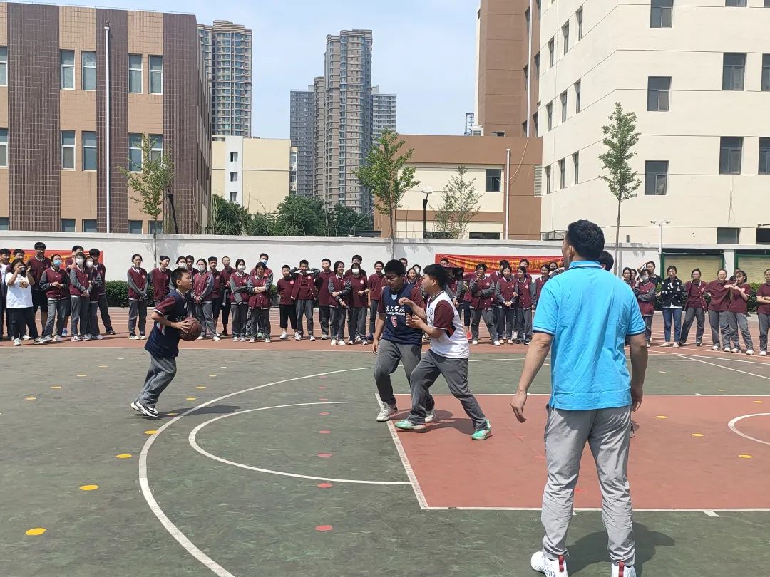 你我才是“灌篮高手”—光大学校初中部三人篮球赛爆燃开打！
