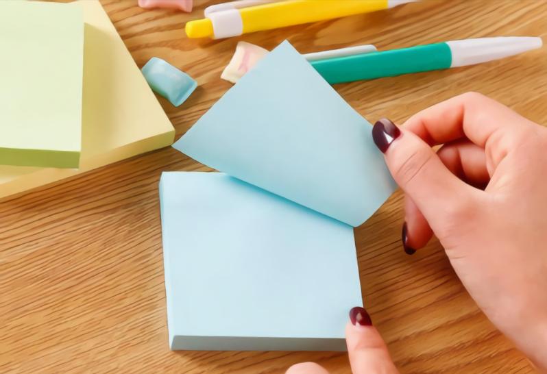 撕掉标签后的胶怎么去掉,撕下标签后留下来的胶怎么处理