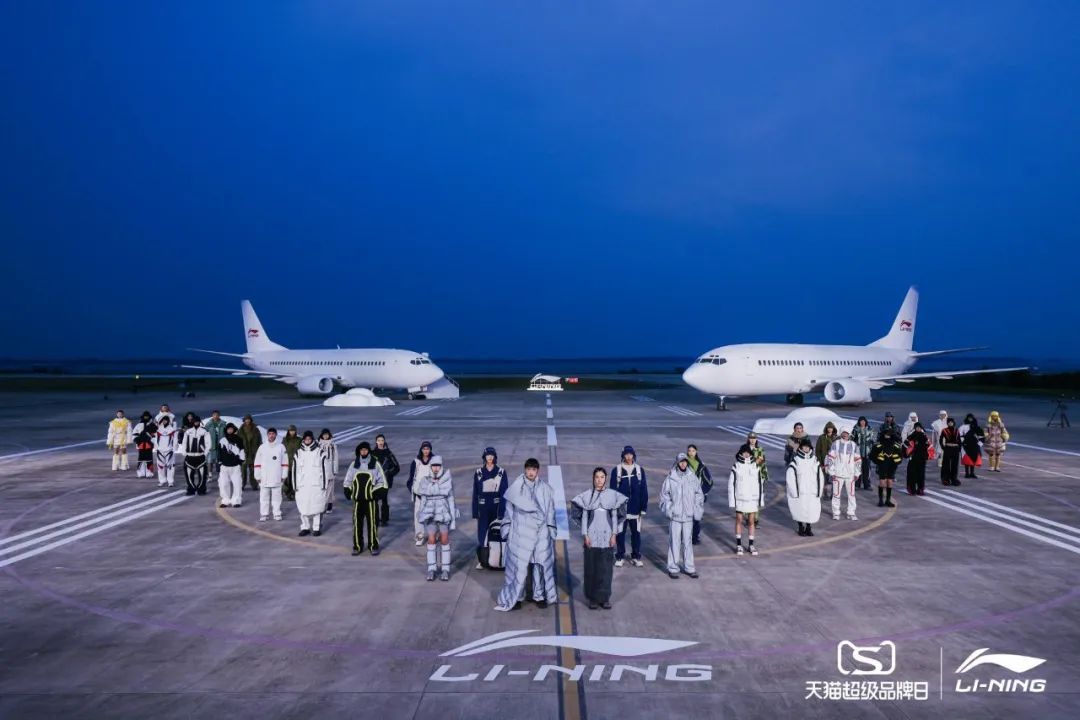 李宁是如何走下神坛的,聊聊李宁风波