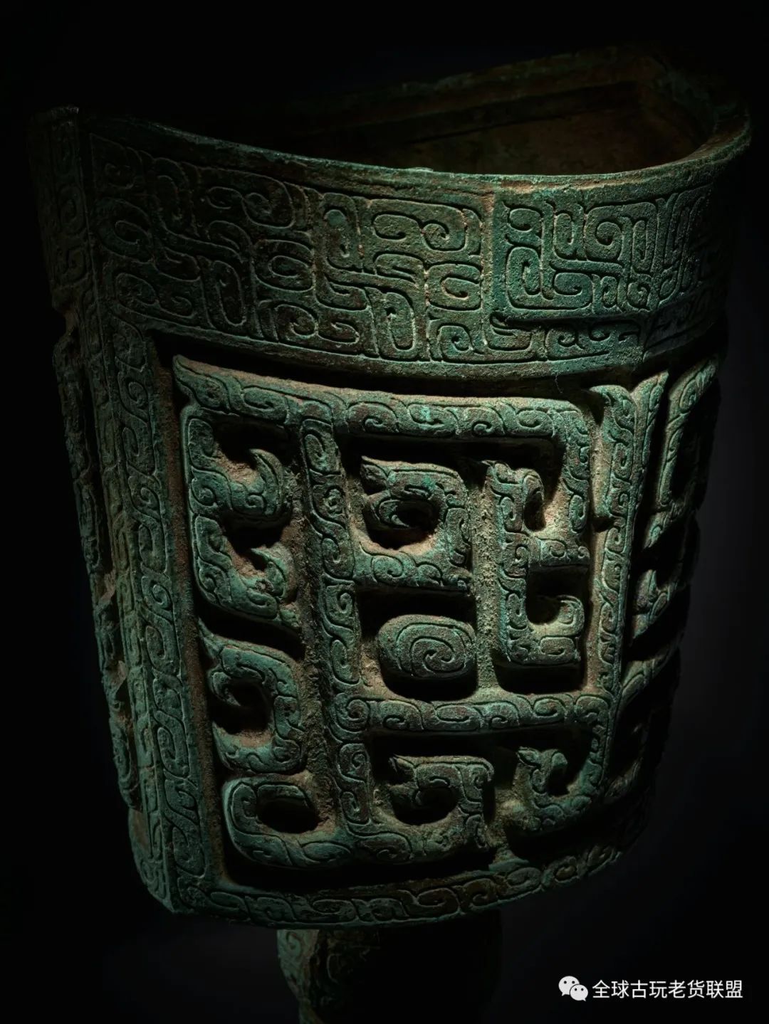 一言九鼎大名鼎鼎的意思,一言九鼎大名鼎鼎是什么意思