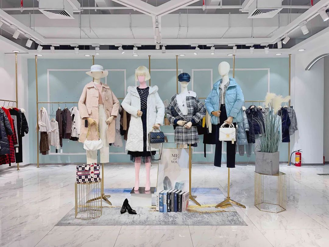 素帛女装有羽绒服吗,素帛冬装长款