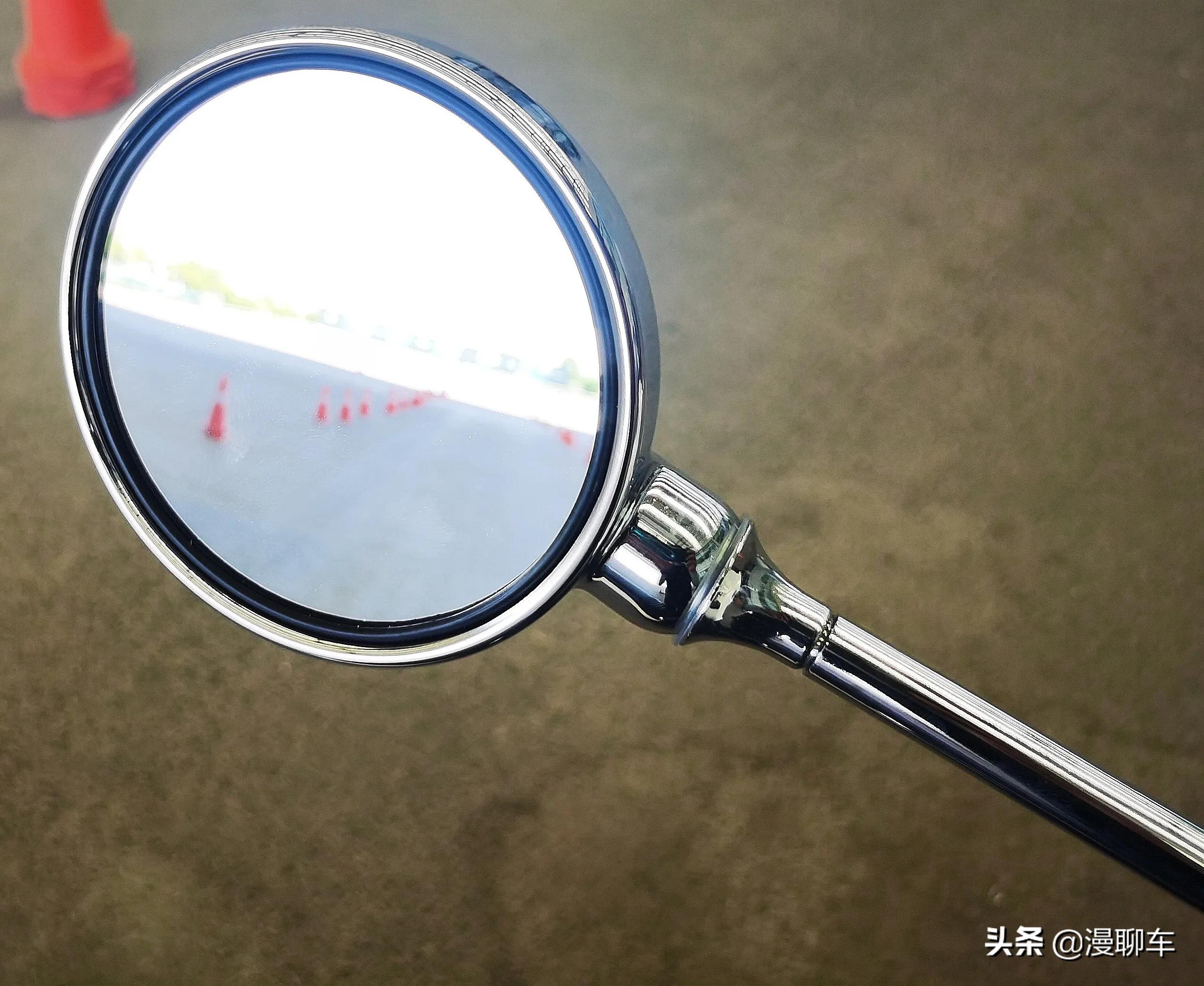 本田复古踏板ns125la介绍,新大洲本田复古踏板ns125落地价