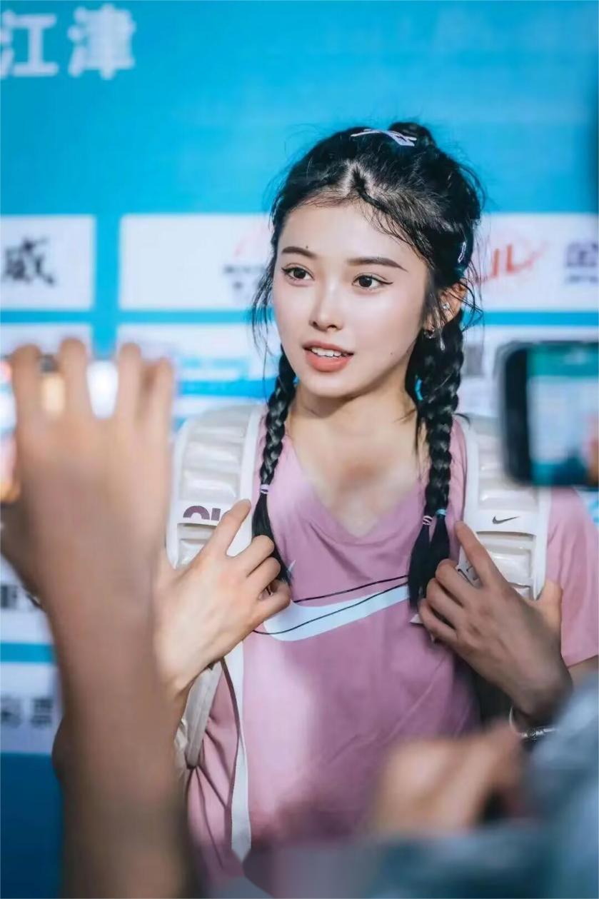 刘亦菲颜值央视,刘亦菲颜值登上热搜