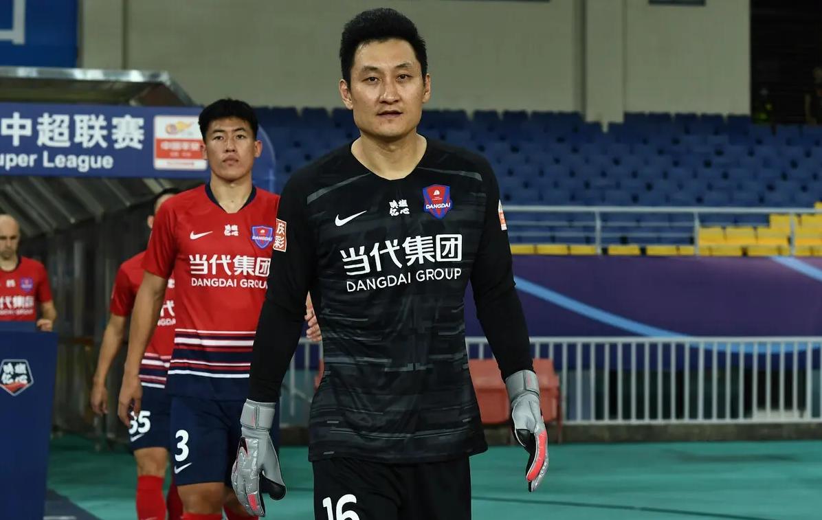 重庆队最新引援,重庆新赛季足球队员名单公布情况