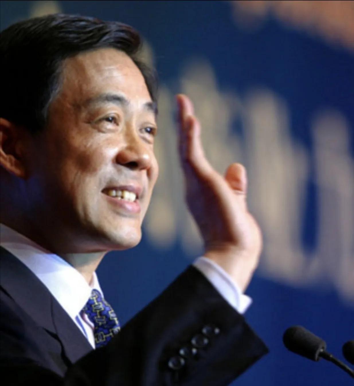 前中央政治局委员*熙薄**来：一审被判处无期徒刑剥夺政治权利终身！