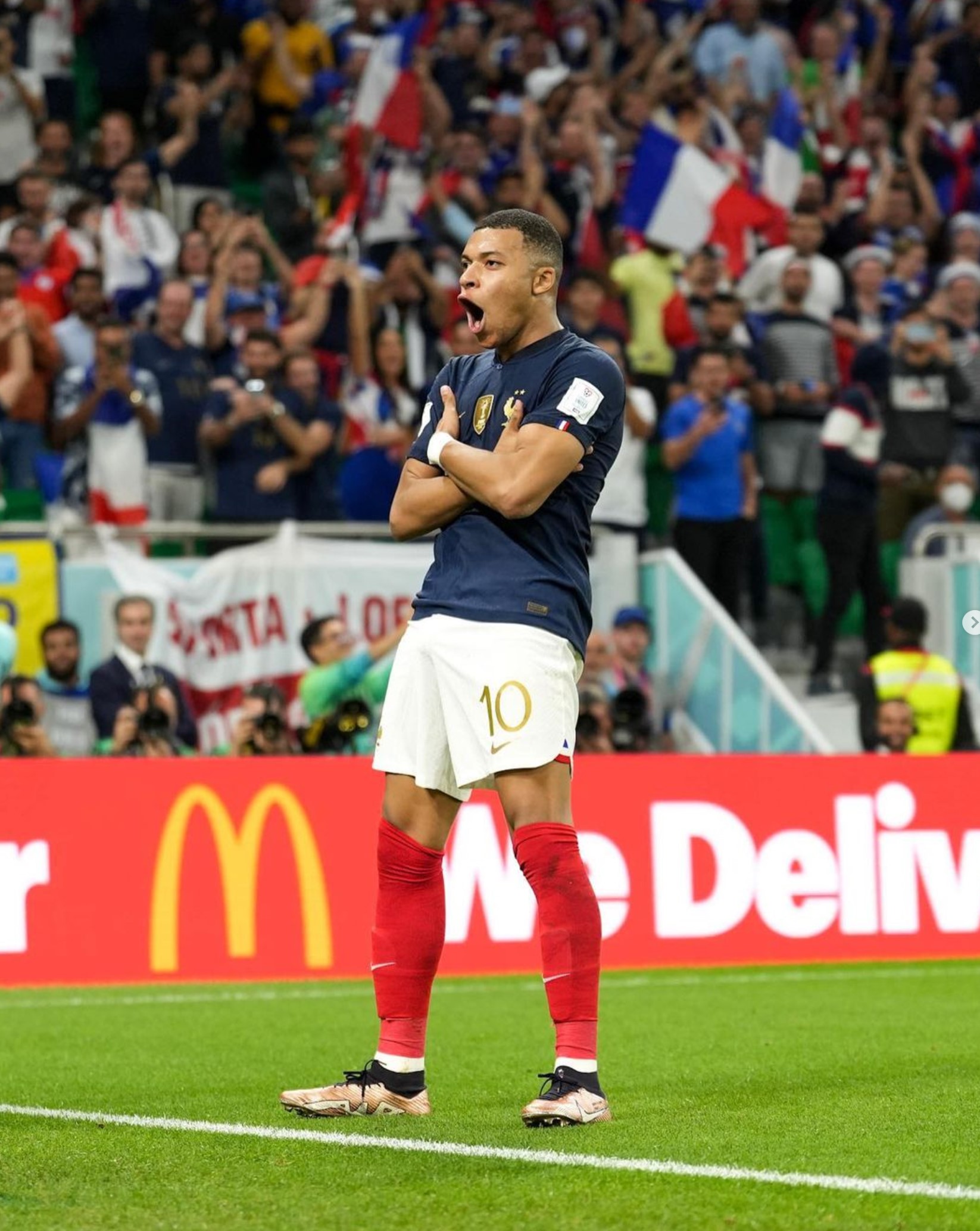 姆巴佩耐克一年2000万,感谢耐克一直以来的厚爱