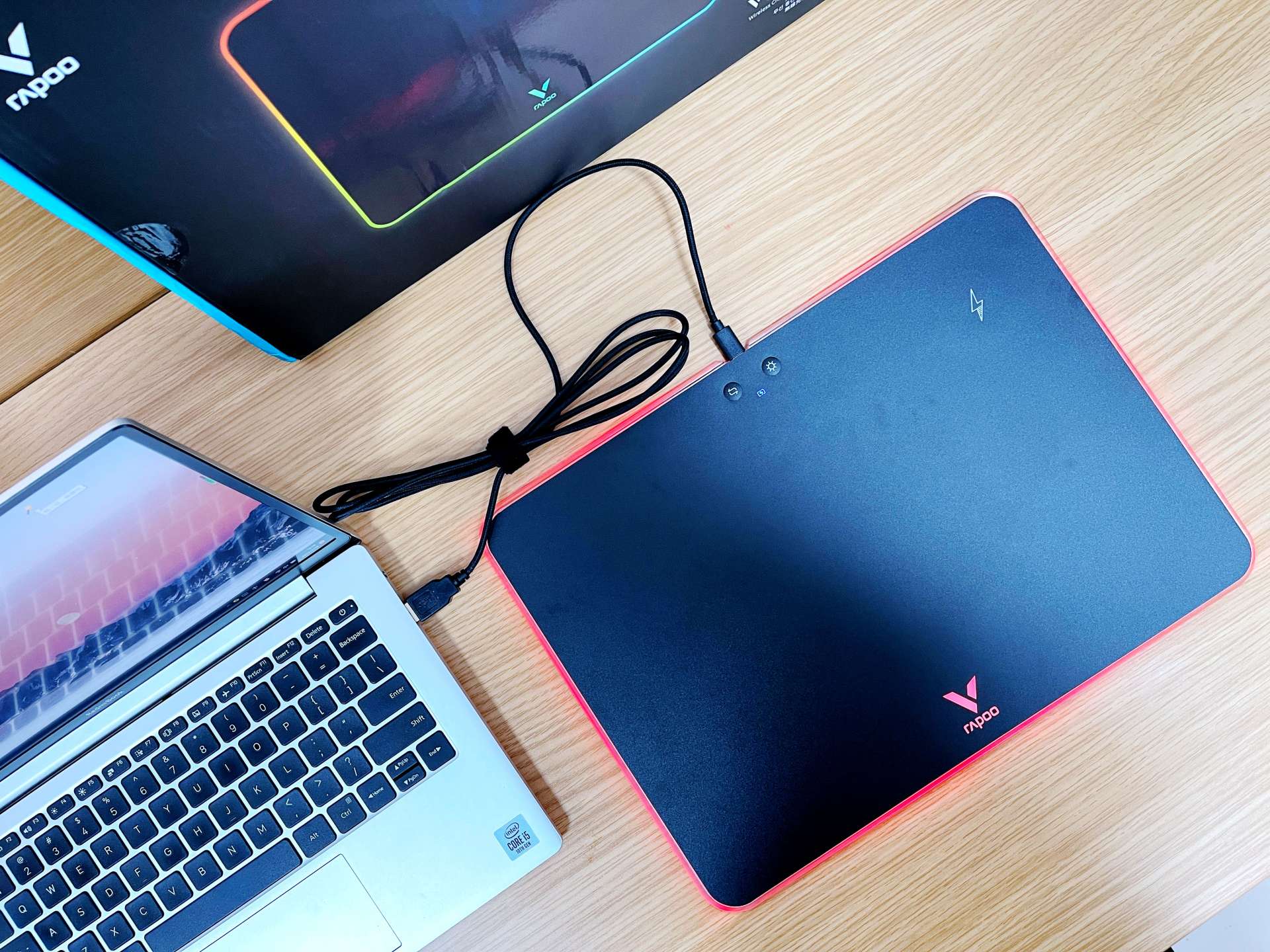 雷柏v1游戏鼠标好用吗,雷柏v10s鼠标垫