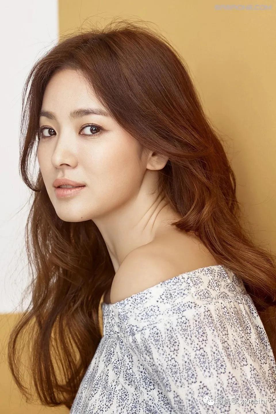 红色的枫叶新疆歌曲,红色的枫叶花语