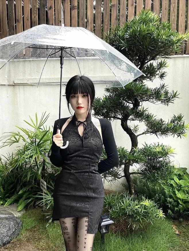 欧阳娜娜、杨超越争着蹭热度的新顶流，原来长这样