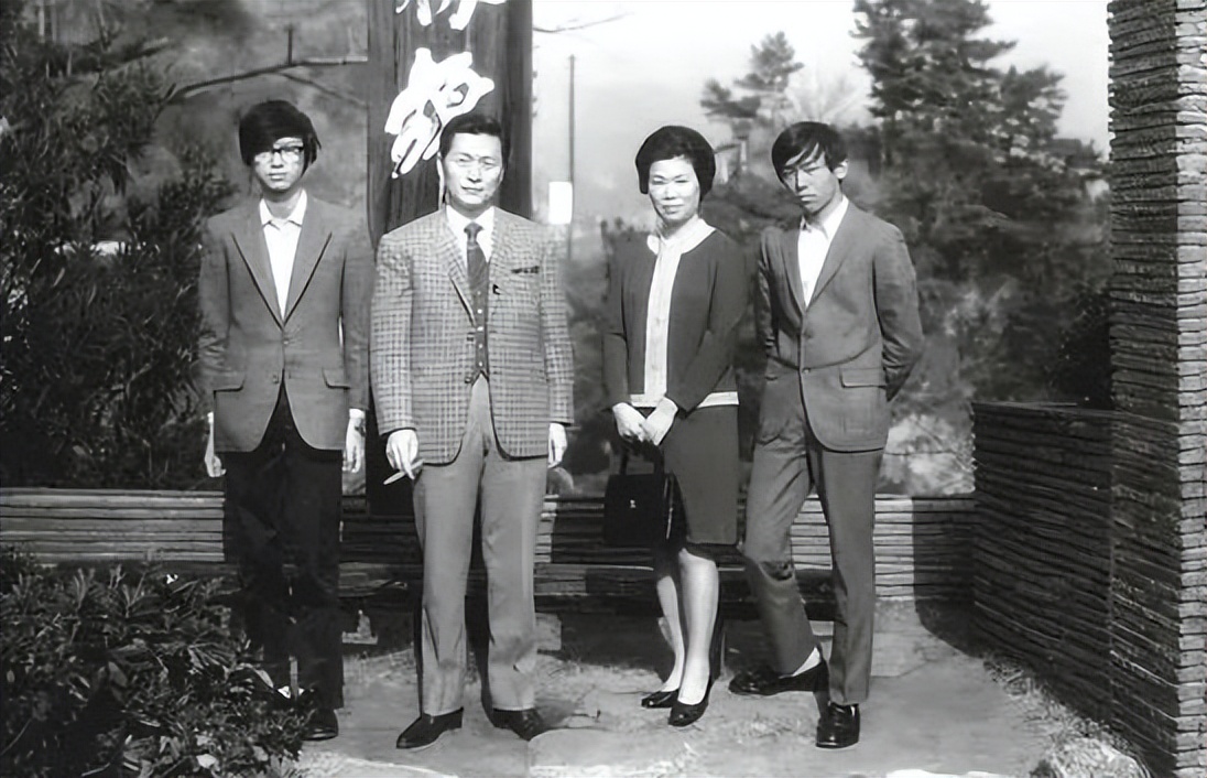 乐天受审,乐天创始人获刑4年