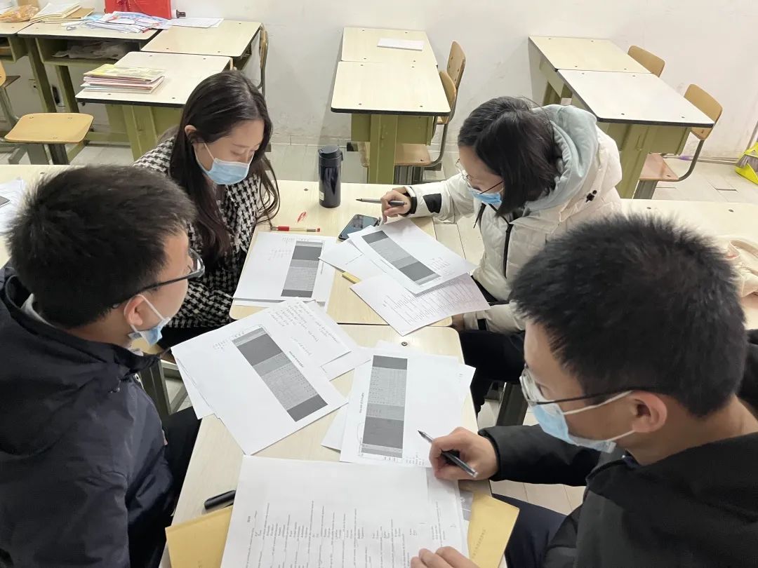 澶栬鏄皬璇鍙互闅忎究閫夊鏍″悧,鐭冲灏忚绉嶈