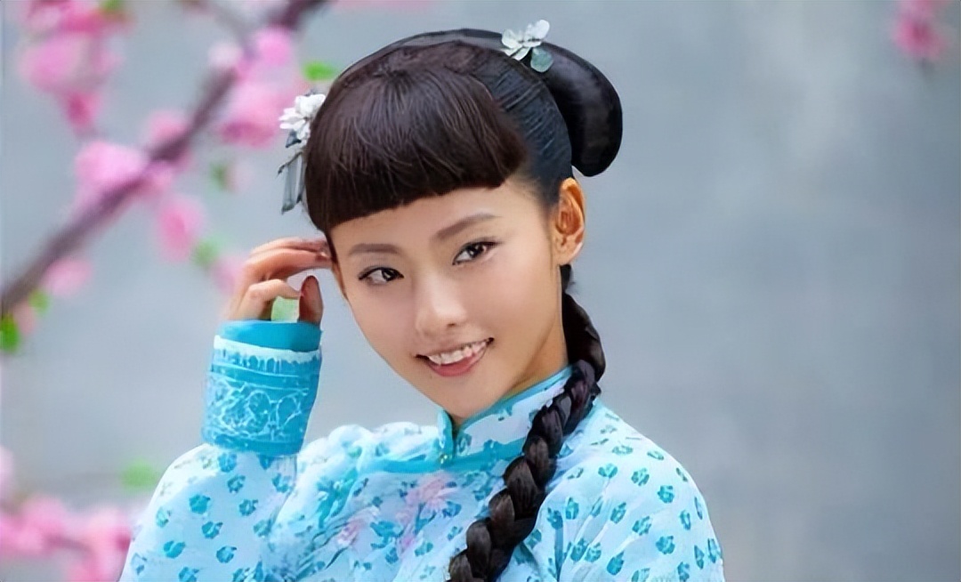 杨颖王楚然任敏霸屏,任敏新造型齐刘海