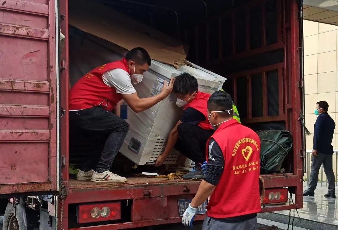 边陲小城东兴,美丽的边境小城东兴