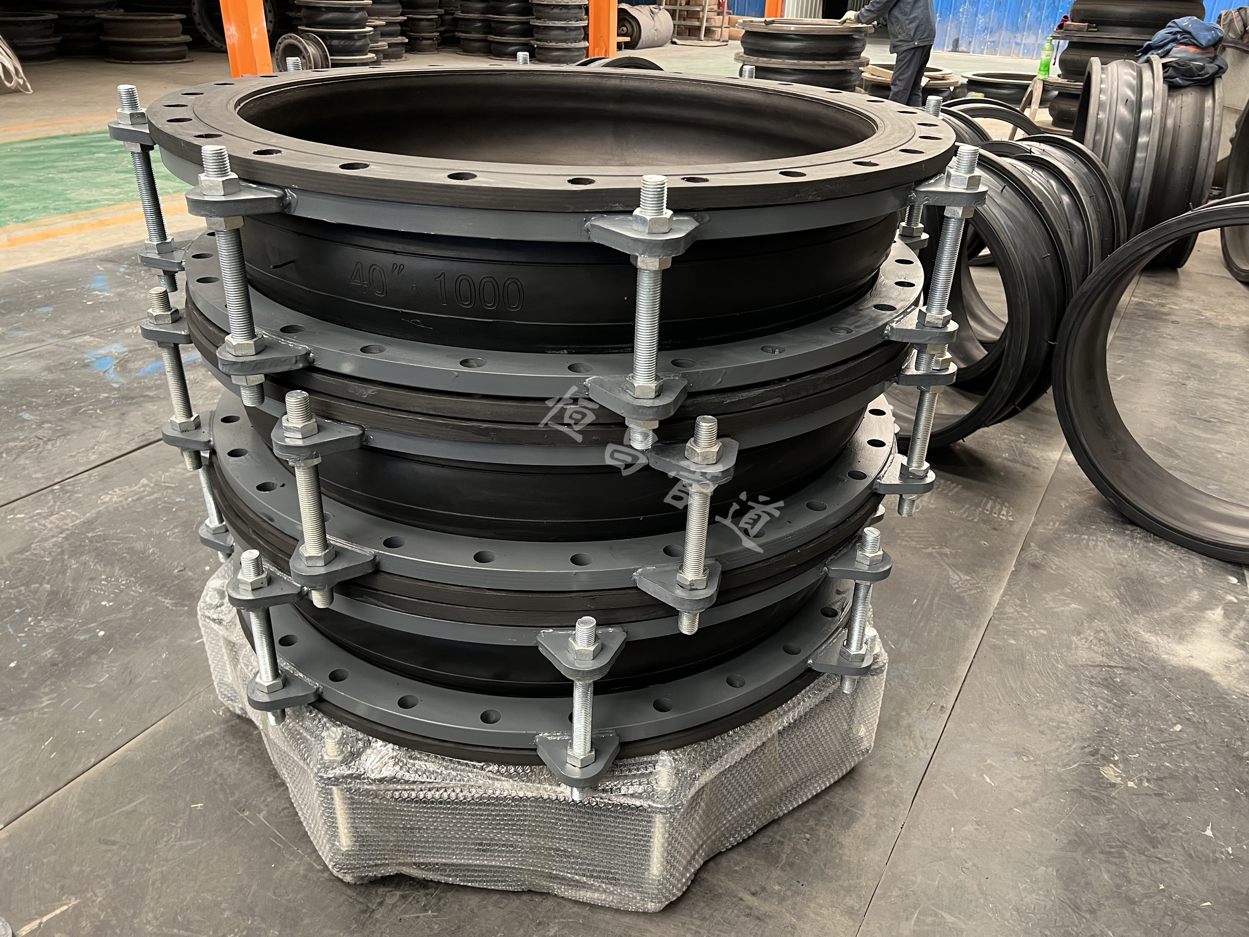 可曲饶橡胶接头,橡胶接头和可曲挠橡胶接头区别