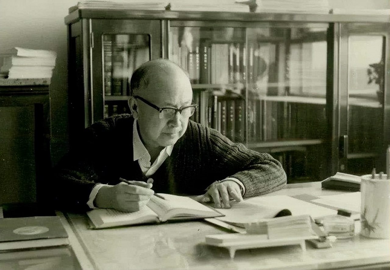 钱学森：被非法拘禁5年后，终回国造出导弹，两个孩子也都成栋梁