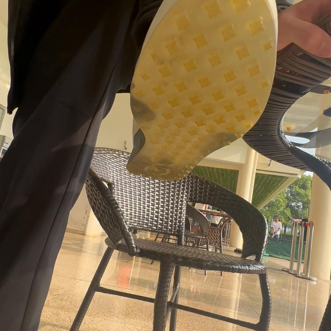 杨阳洋打高尔夫球杆,杨阳洋高尔夫练多久