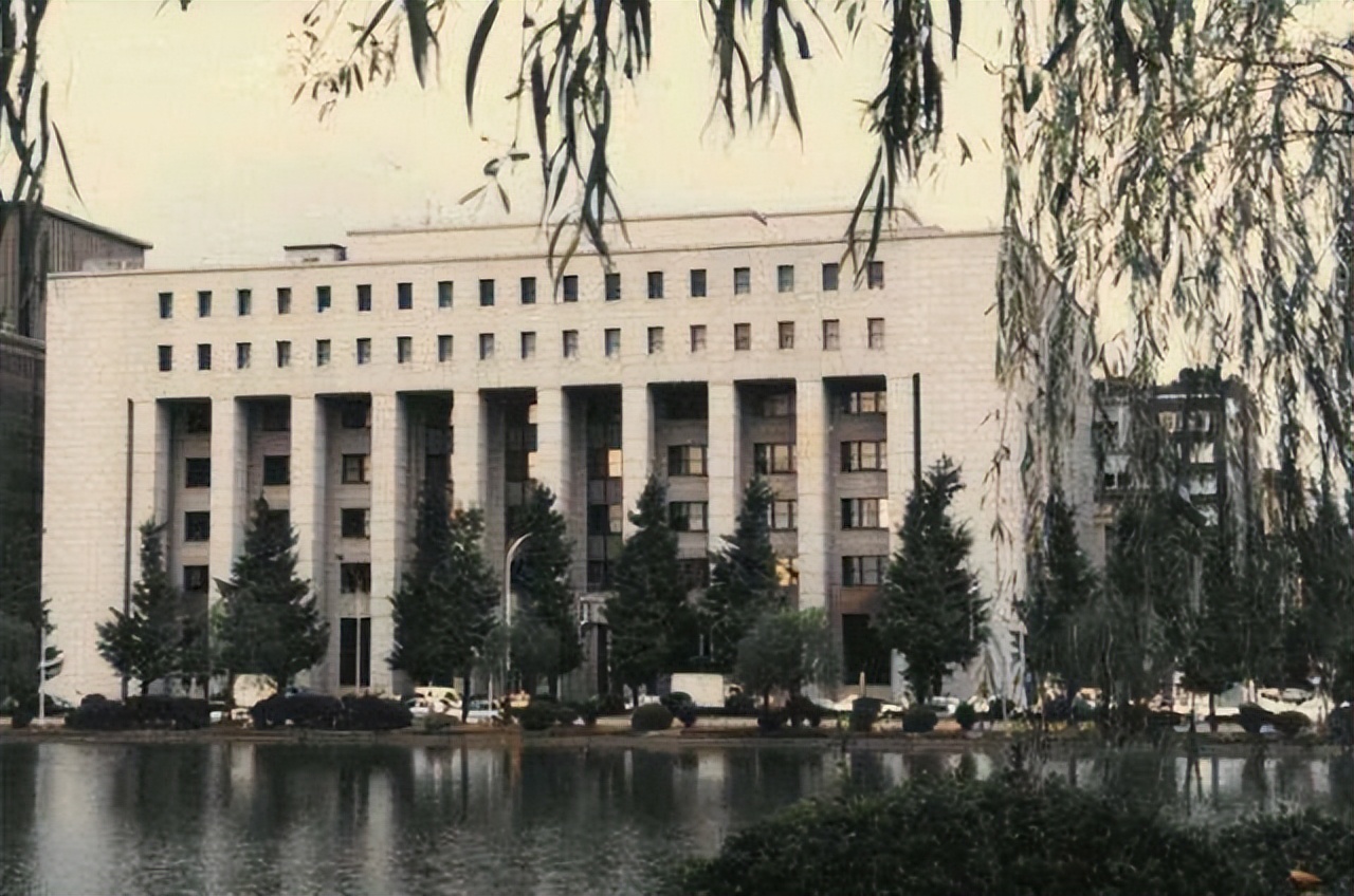 日本娱乐业为什么发达,日本娱乐业现状