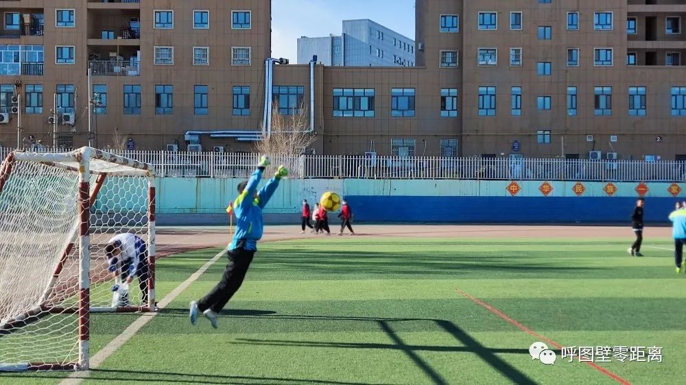 呼图壁县第五中学足球队,呼图壁县小学篮球队比赛