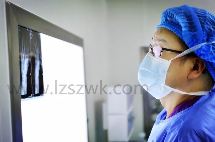 如果有一段骨头缺损，该怎样治疗？