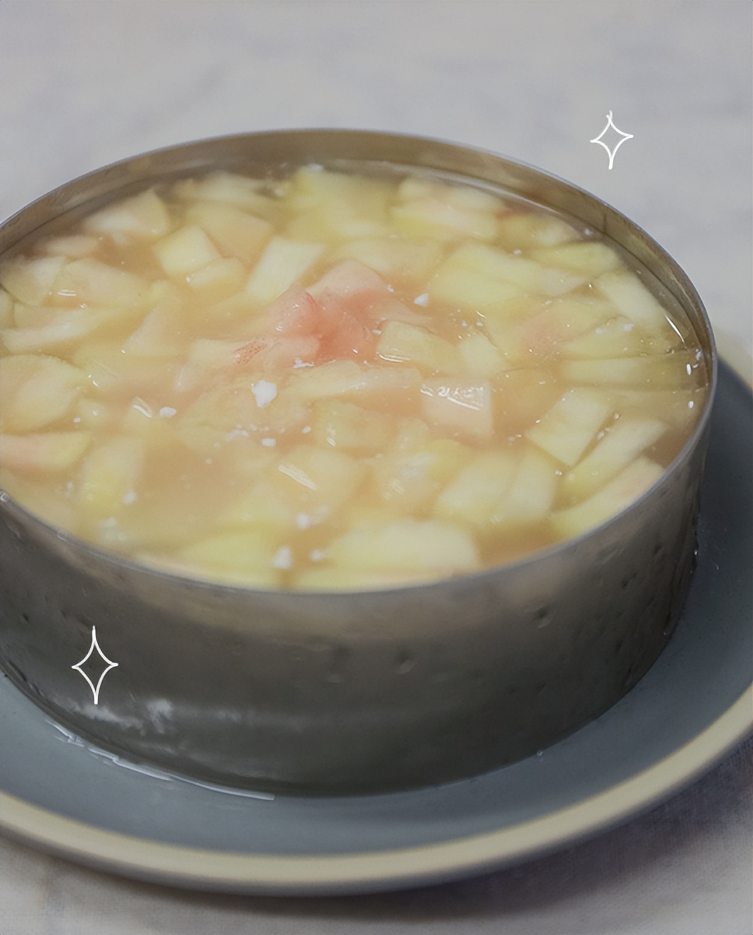 简单易做的水蜜桃的甜点,水蜜桃樱花简单甜品教程高颜值