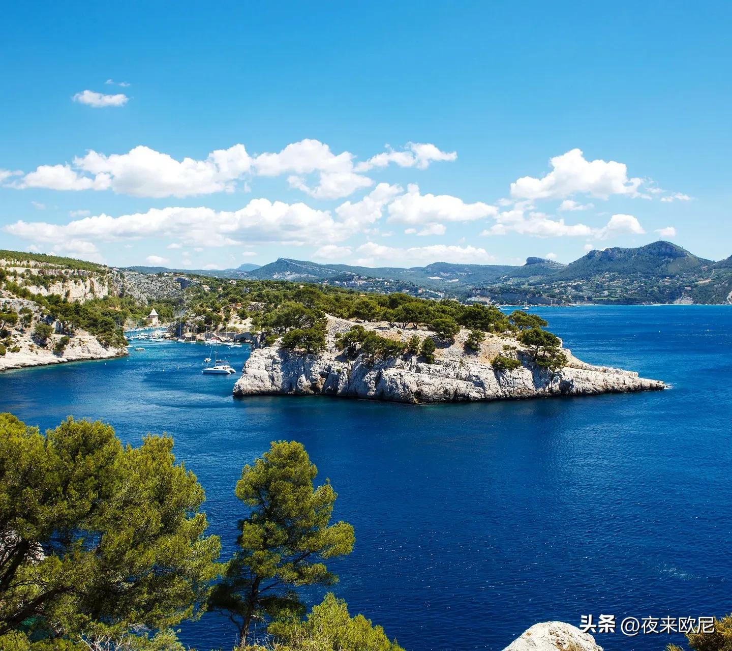 推荐几首适合自驾游的歌曲,自驾游最好听的20首歌