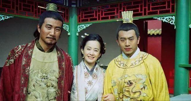 朱标稳坐太子之位，他不死朱棣不敢反，26个兄弟没人敢跟他抢皇位